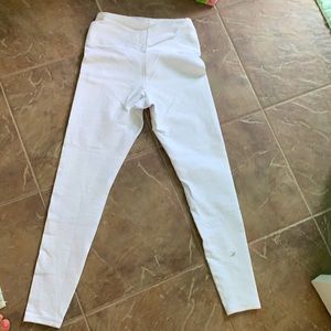 Never worn Glyder yoga pants!